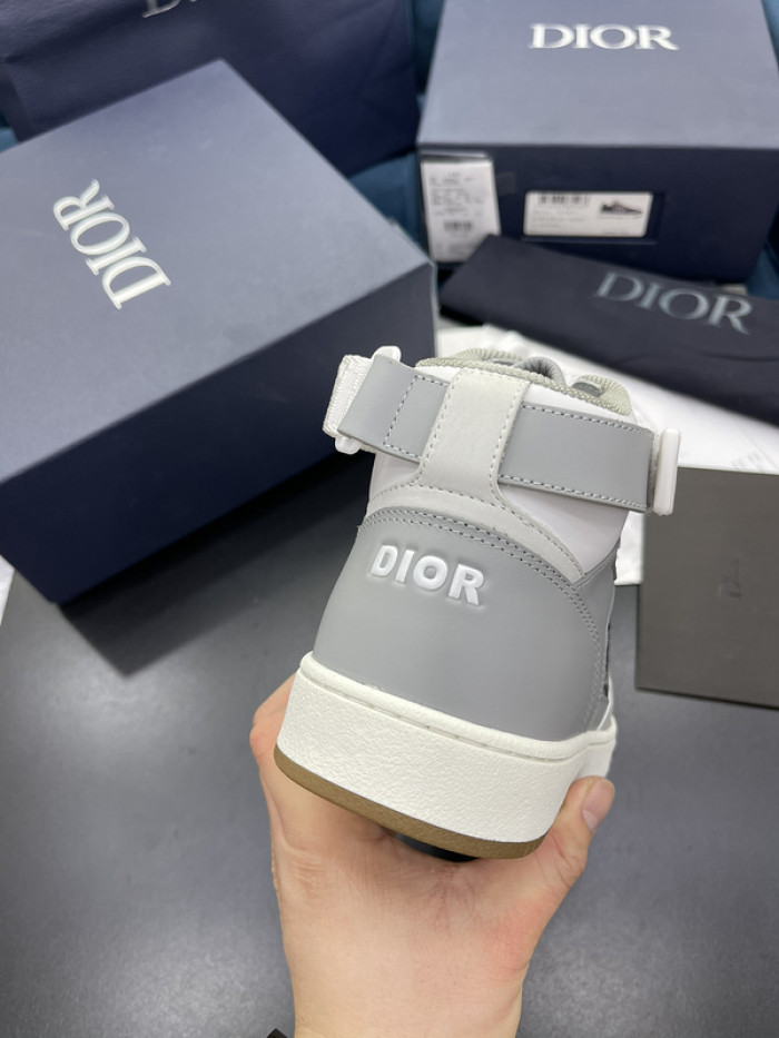 d10r b27 sneakers