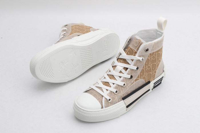 D10R B23 Sneakers High Top