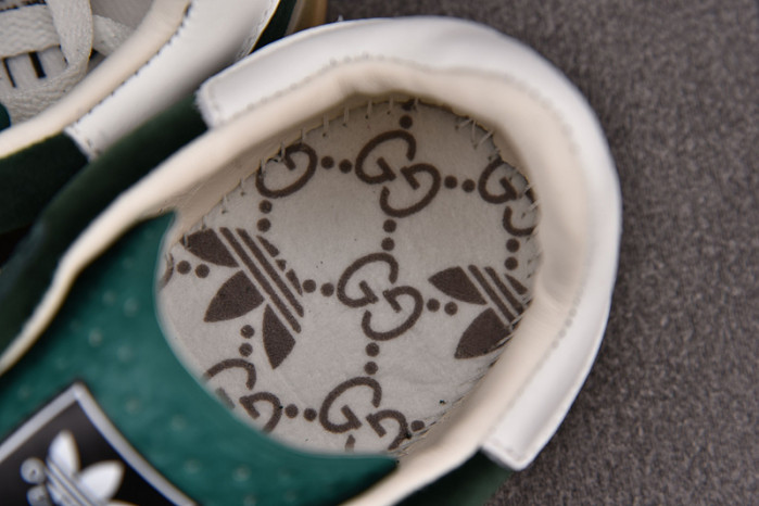 G*u*i low-top sneaker green678