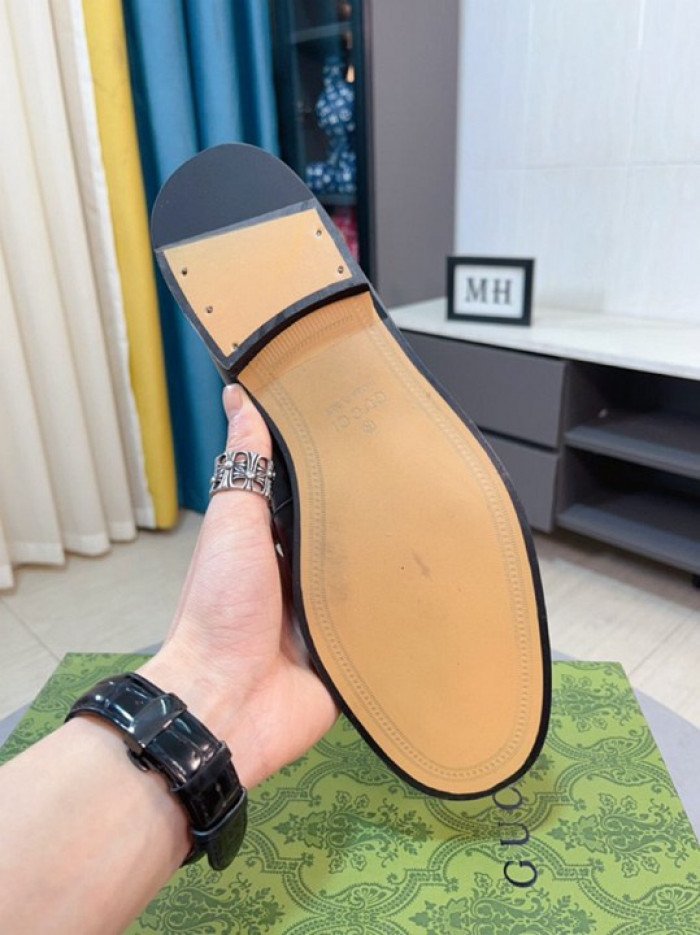 G*u*i1 loafers gu0613-074