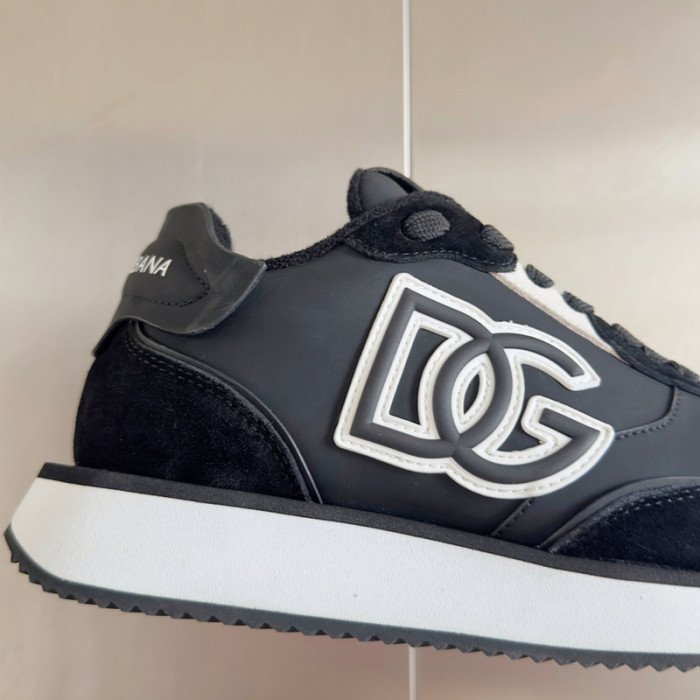 D.G. Sneakers DG210-227