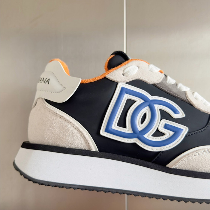 D.G. Sneakers DG210-232