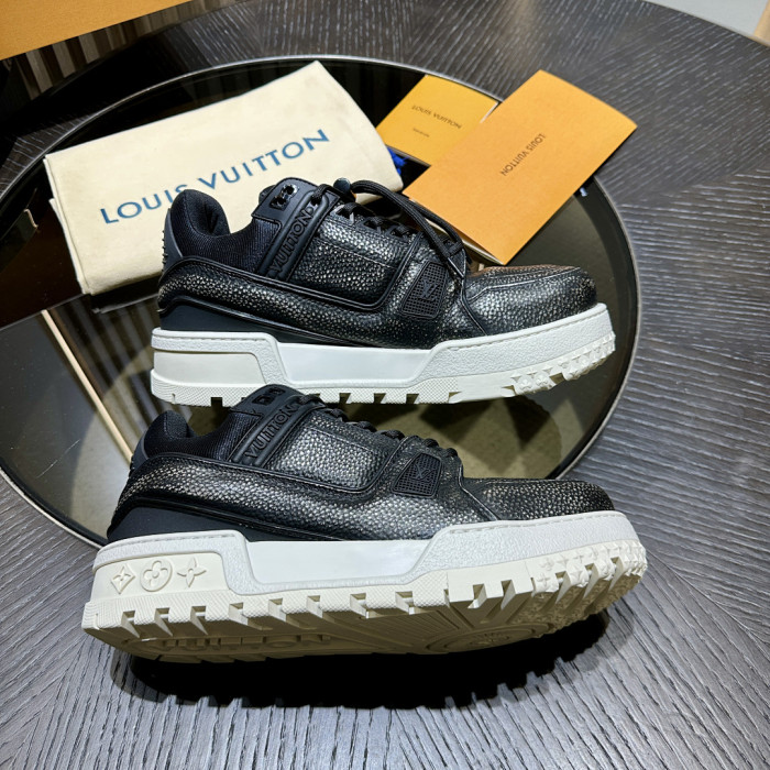 1V TRAINER 1V0425-649