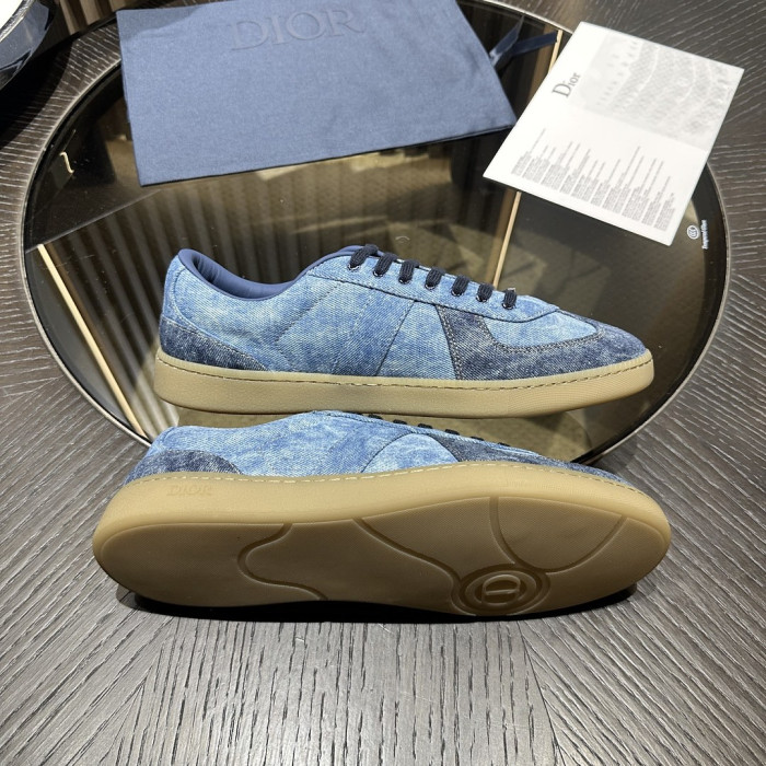 D10R SHOES B01 D896-192