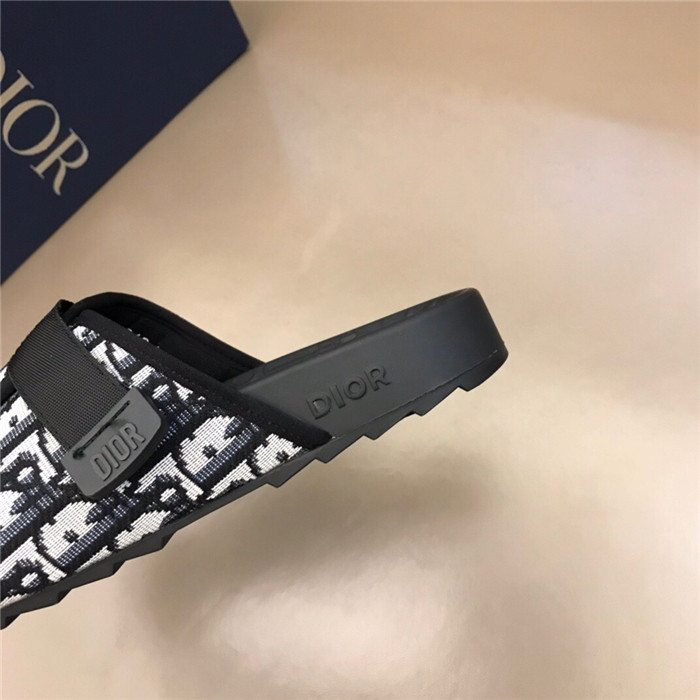 DIOR SLIPPERS