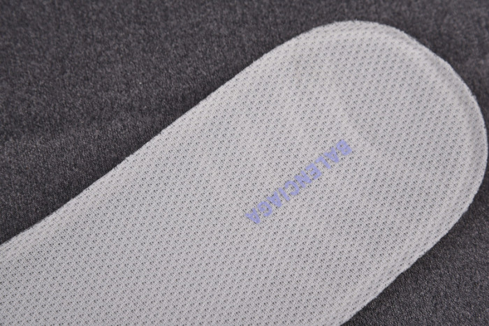 blcg track.2 white light blue 568615-w2gn3-9045