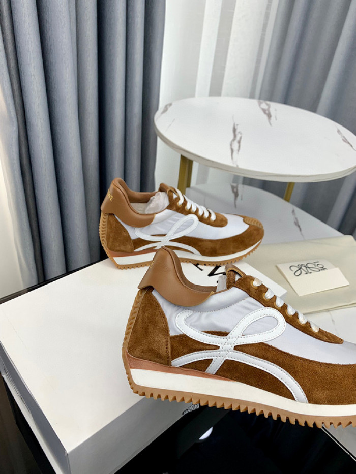 L0EWE SNEAKERS T0425-098