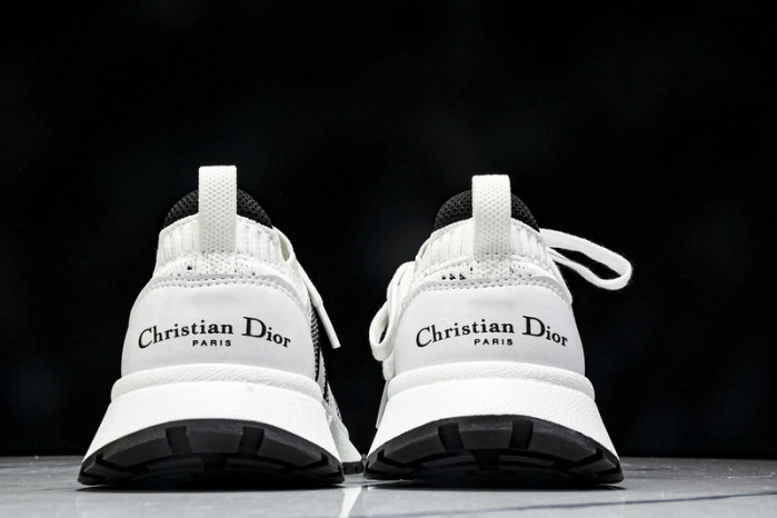 D10R Sneaker D896-171