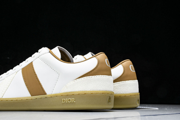 D10R SHOES B01 D896-177