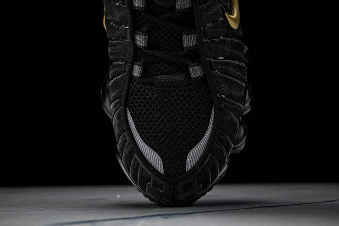 nike Neymar Jr. x Shox TL 