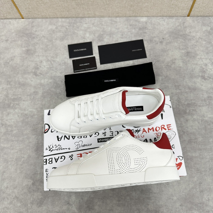 D.G. Sneakers DG210-221