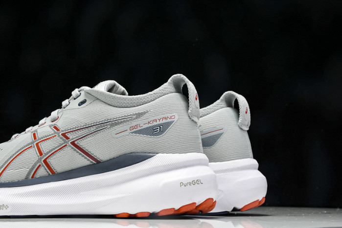 As1cs Gel-Kayano 1203A719-226