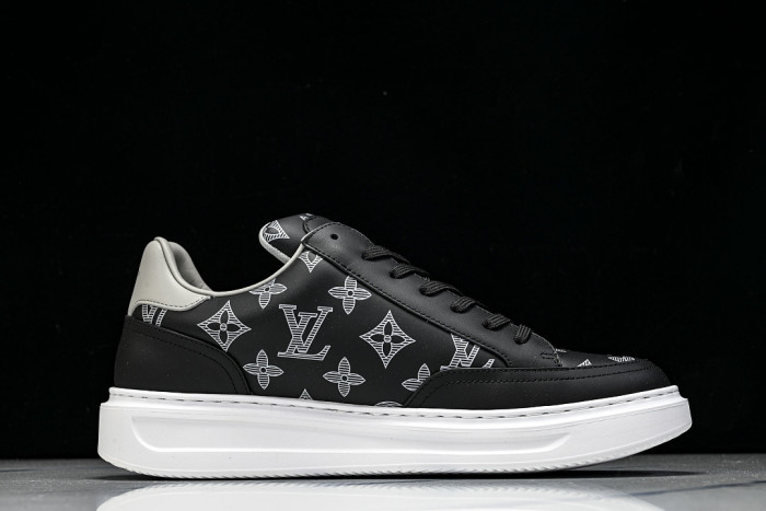 1V SHOES 1VS57