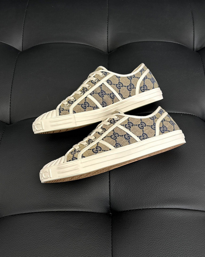 G*u*i low-top sneaker gu0613-025