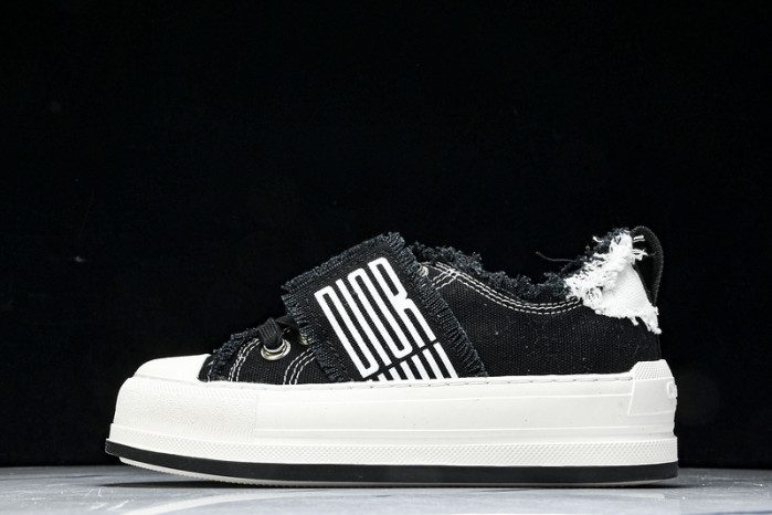 D10R Sneaker D896-174