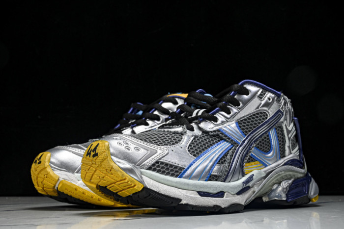 BLCG RUNNER SNEAKER W3RNY00134