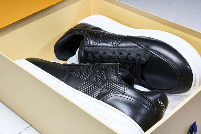 1V SNEAKERS 1V0425-104