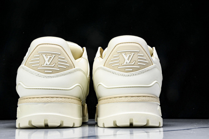 1V TRAINER 1V0425-331