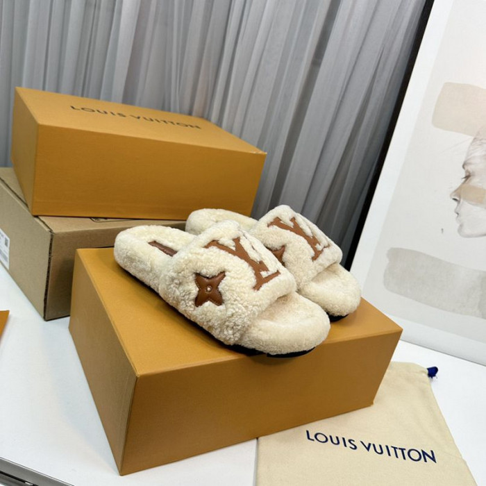 1*V SLIPPERS 11V0107-003