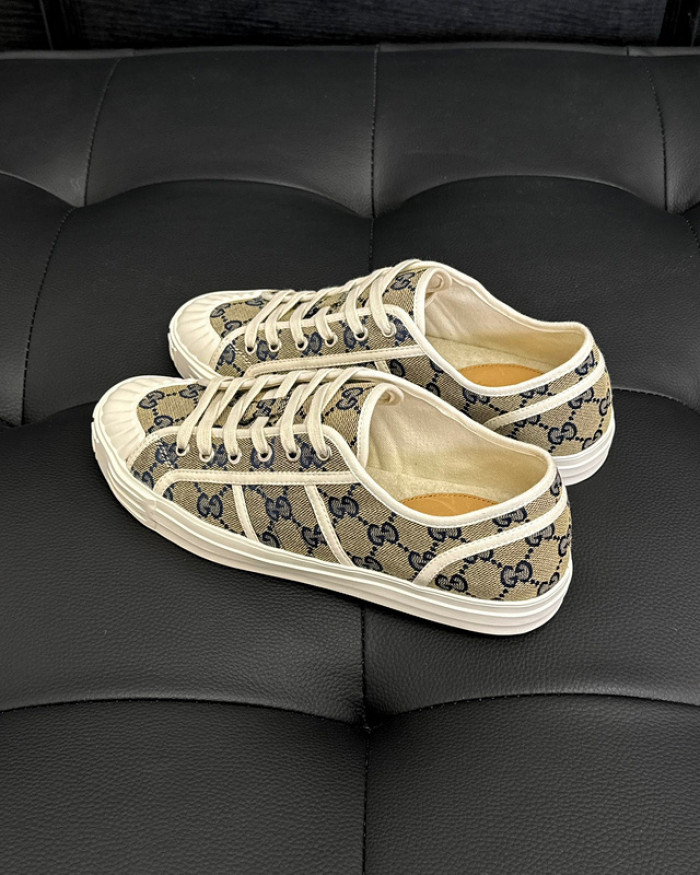 G*u*i low-top sneaker gu0613-025