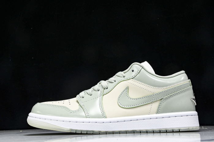 Air Jordan 1 Low SE Seafoam HF4078-100
