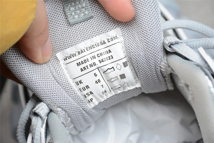 blcg track trainer full silver matllic 542023w2fs38100