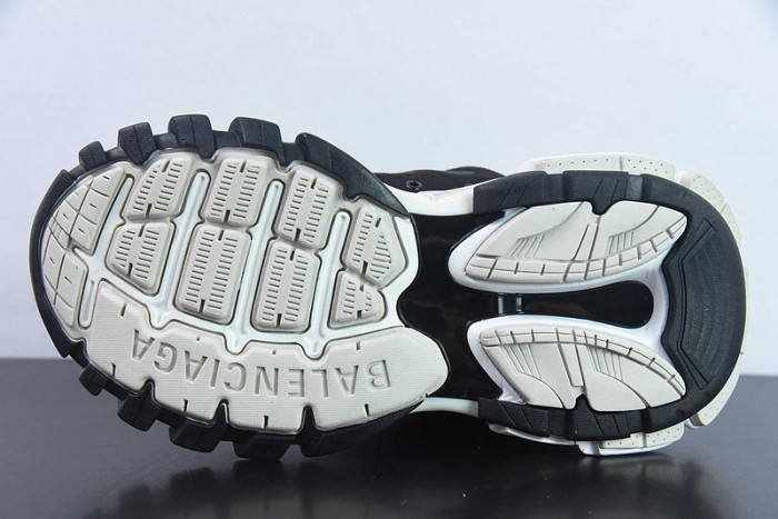 blcg track trainer 3.0 542436 w3su5 9791