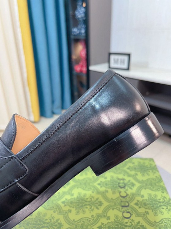 G*u*i1 loafers gu0613-074