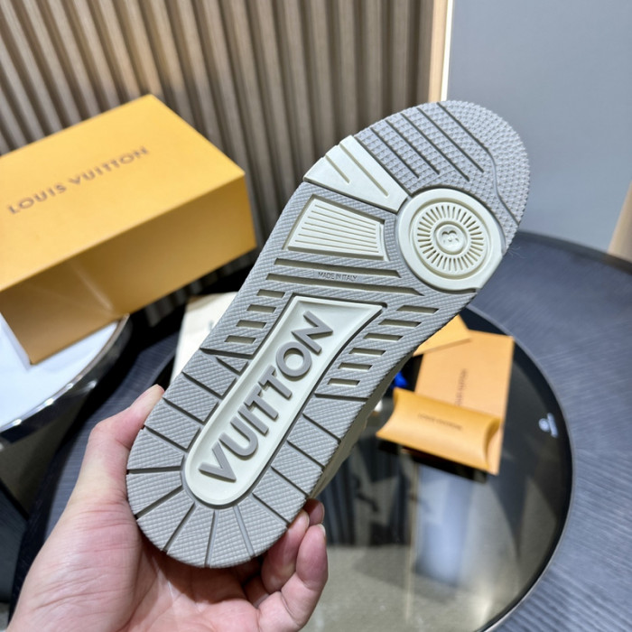 1V SNEAKERS 1V0425-165