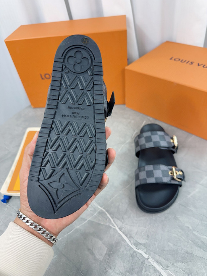 1*V SLIPPERS 11V0107-044