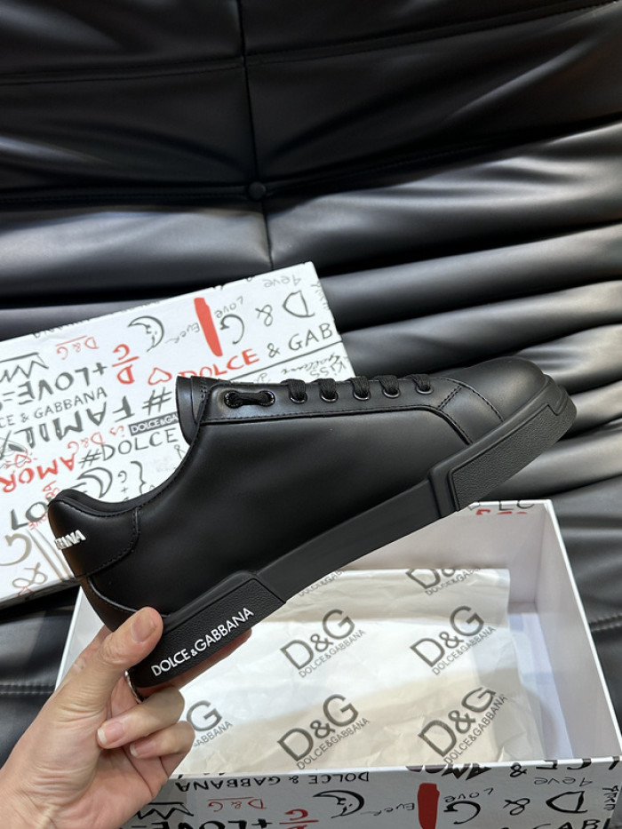 D.G. Sneakers DG210-243