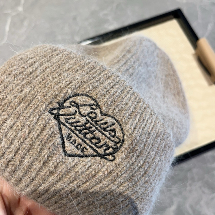 1v HAT0229-0507