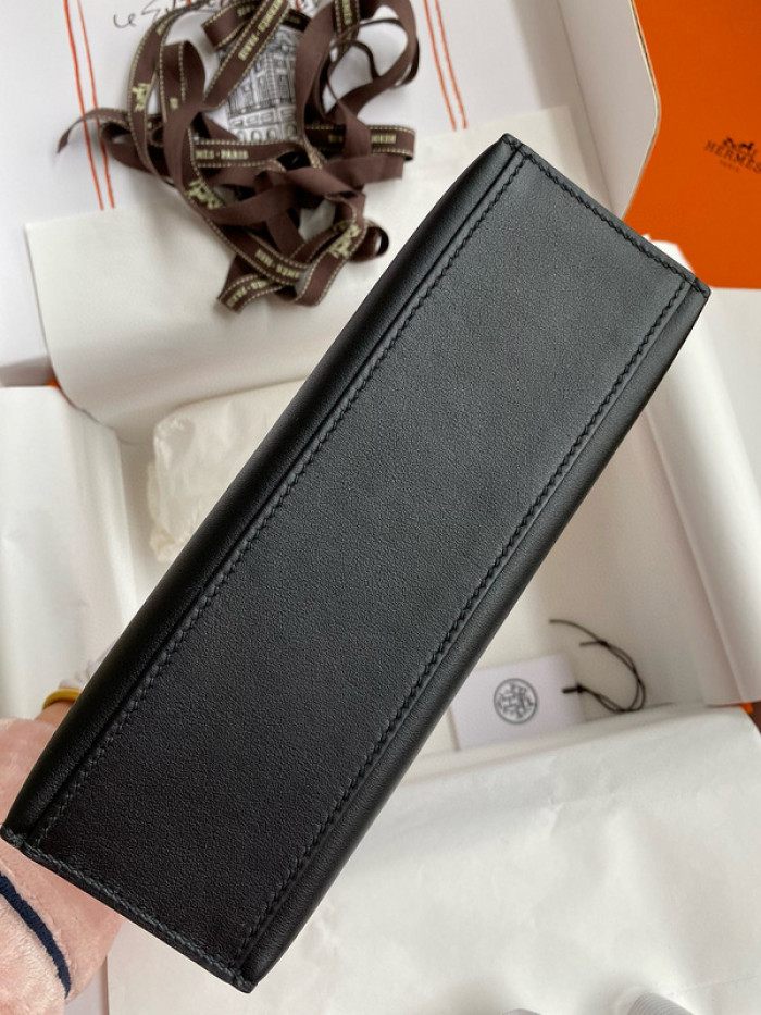 Her*mes bag B0113-204