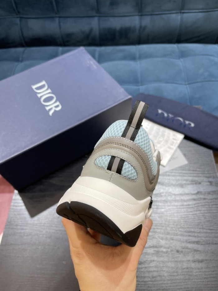 D10R B22 TRAINER SNEAKER DR258-0085