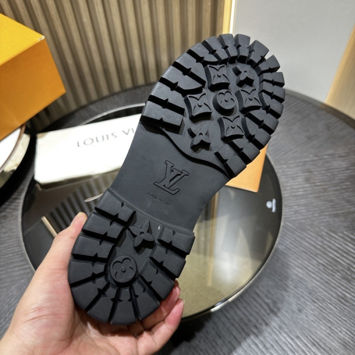 1V BOOTS 1V0425-476