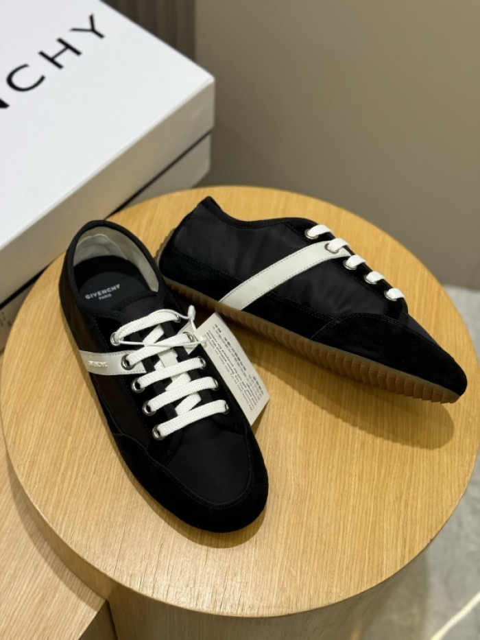GIVEN-CHY SNEAKERS GIVEN019