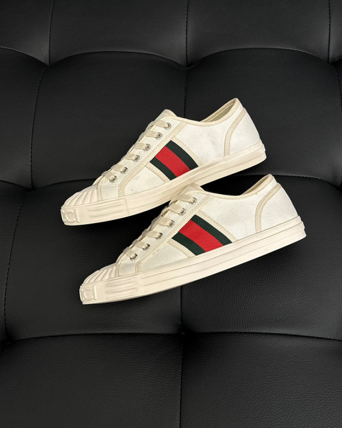 G*u*i low-top sneaker gu0613-023