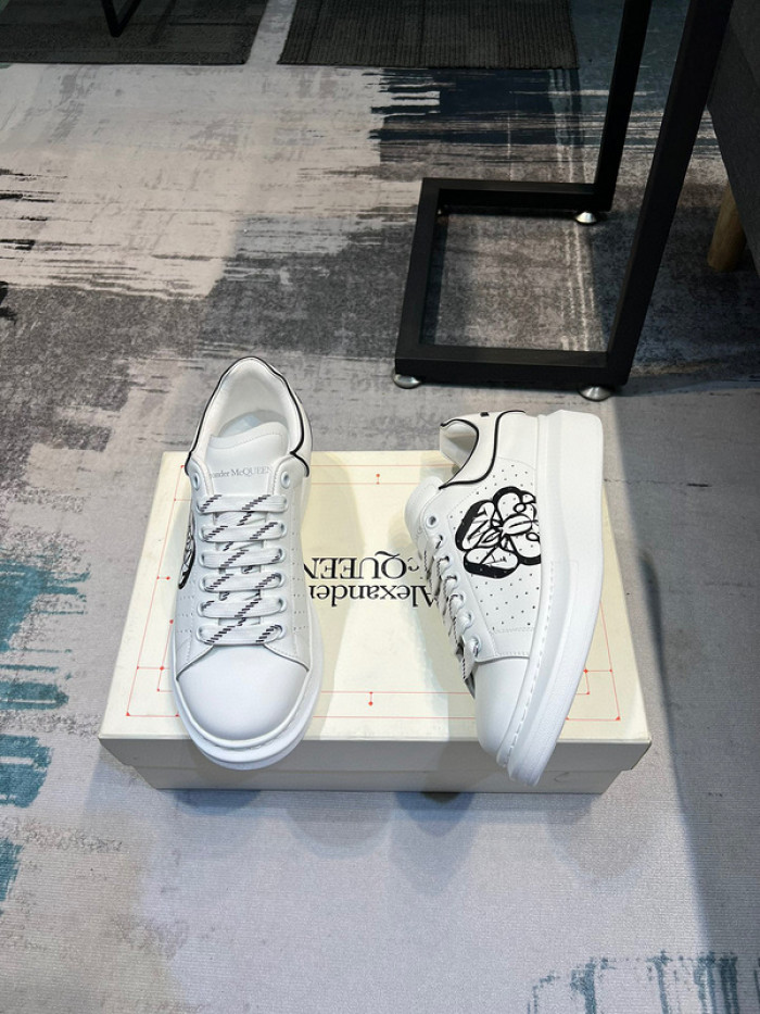 A1EXANDER M*QUEEN SNEAKERS WHGP7-143