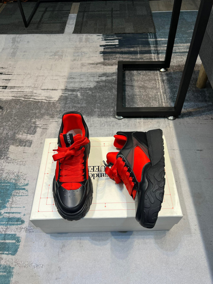 A1EXANDER M*QUEEN SNEAKERS WHGP7-154