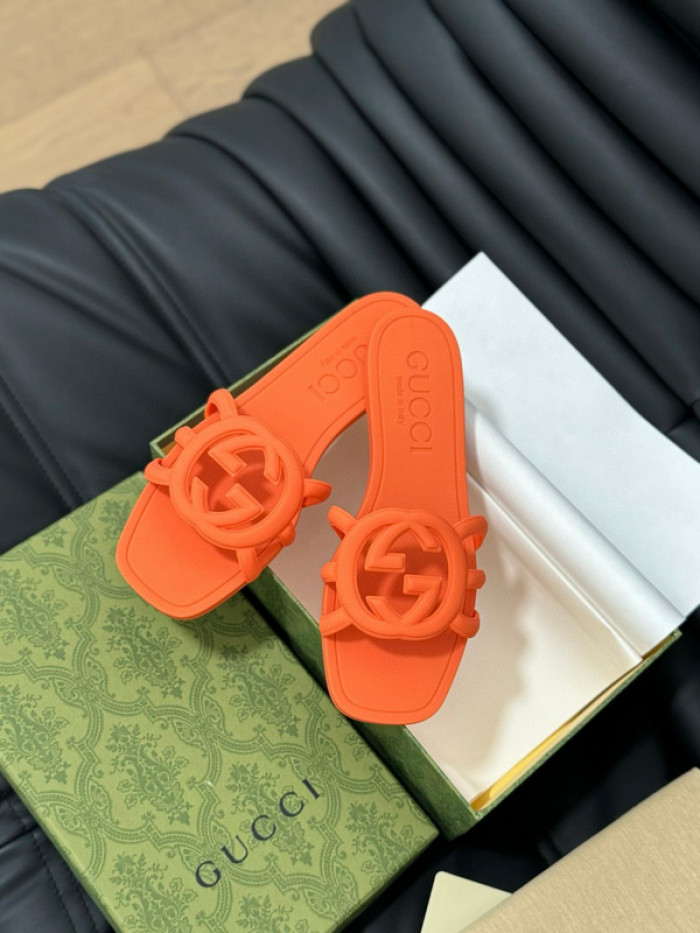 GUC* SLIPPERS DR258-094