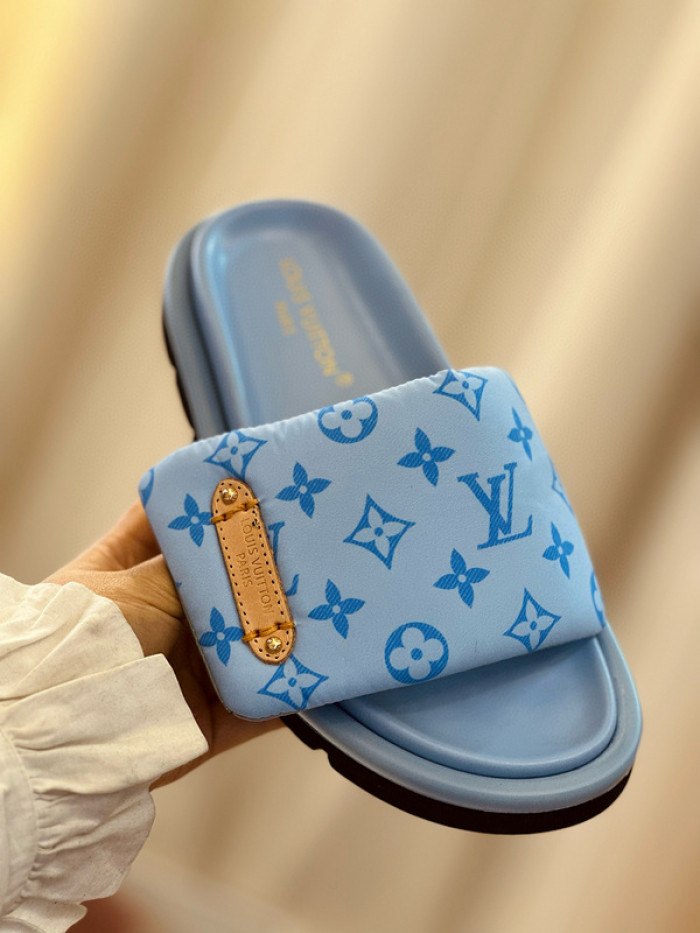 1*V SLIPPERS 11V0107-059