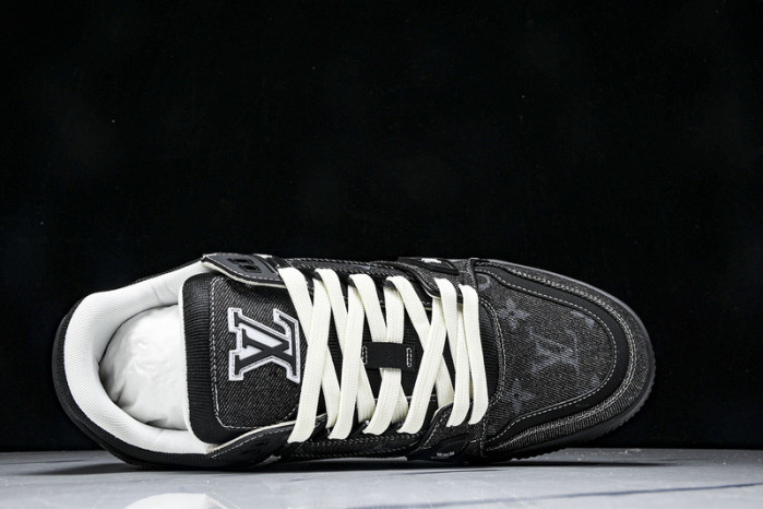 1V TRAINER 1V0425-335