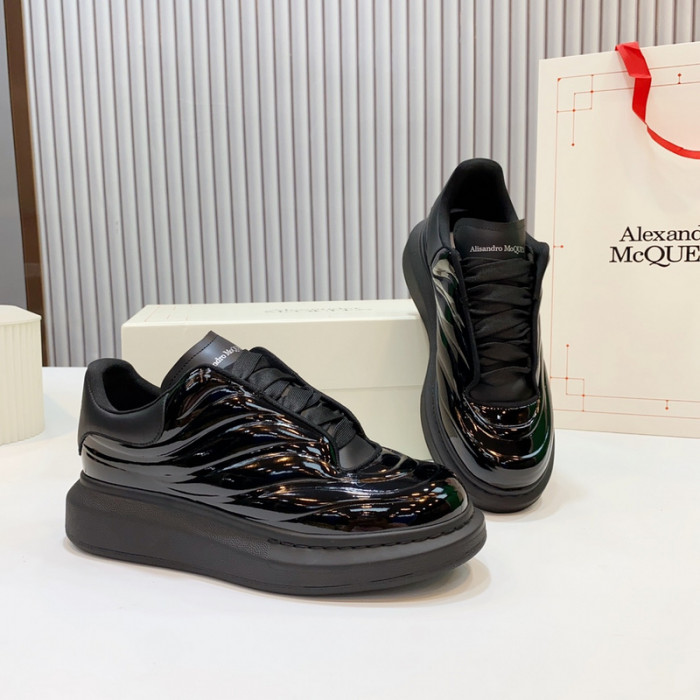 A1EXANDER M*QUEEN SNEAKERS WHGP7-19
