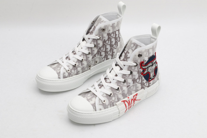 D10R B23 Sneakers High Top