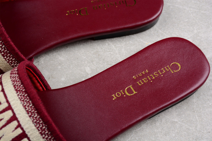 DIOR SLIPPERS