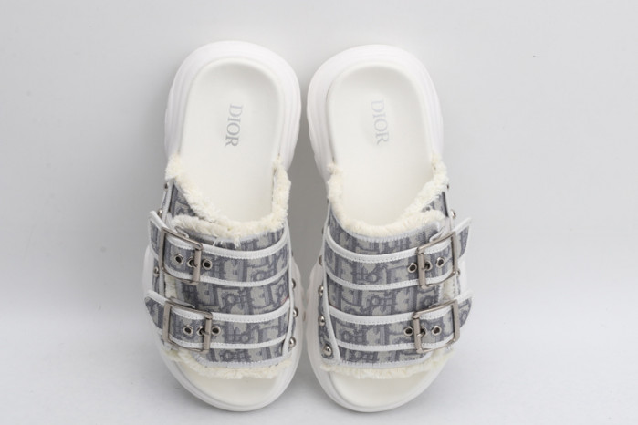 D10r SLIPPERS DR258-003
