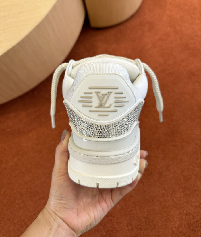1V SNEAKERS 1V0425-033