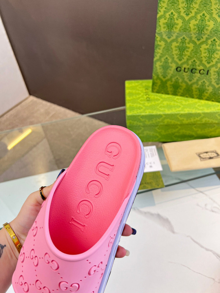 G*u*i slippers gu568-055