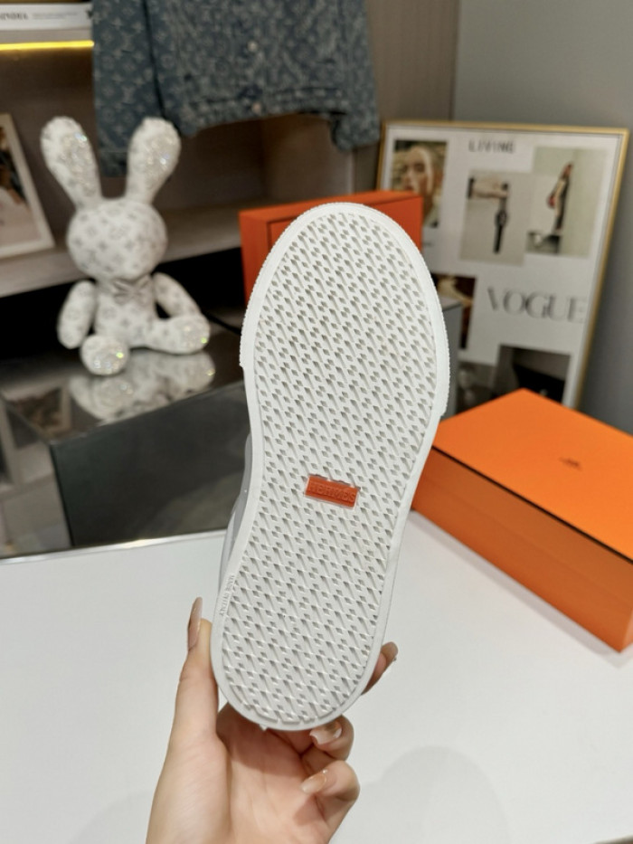 HER*MES SNEAKER HM1028-055