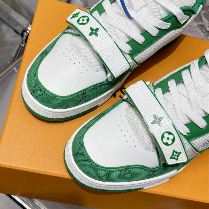 1V SNEAKERS 1V0425-198